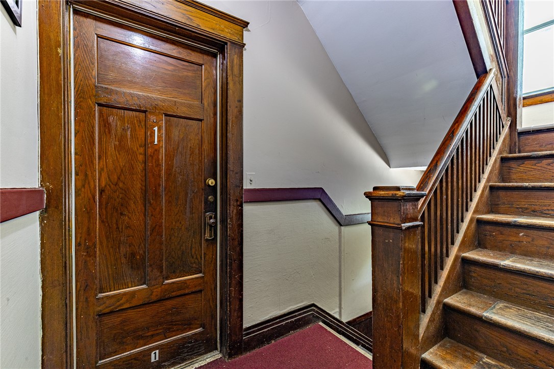 791 Norton Street Rochester, NY 14621 - Photo 6 of 46