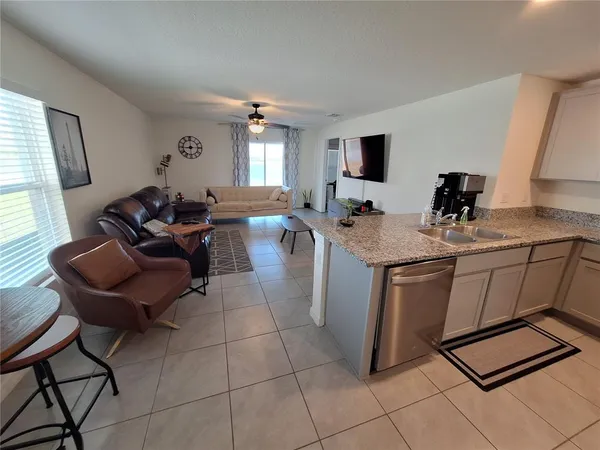 $1,995 | 511 Sunlit Coral Street, Ruskin, FL 33570