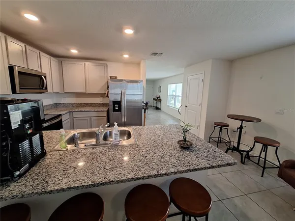 $1,995 | 511 Sunlit Coral Street, Ruskin, FL 33570
