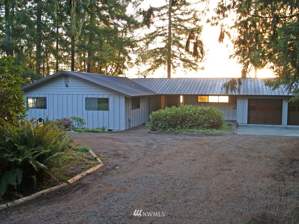 8510 Mill Bight Road Northeast Olympia, WA 98516 - Photo 3 of 16 Gallery Image 3