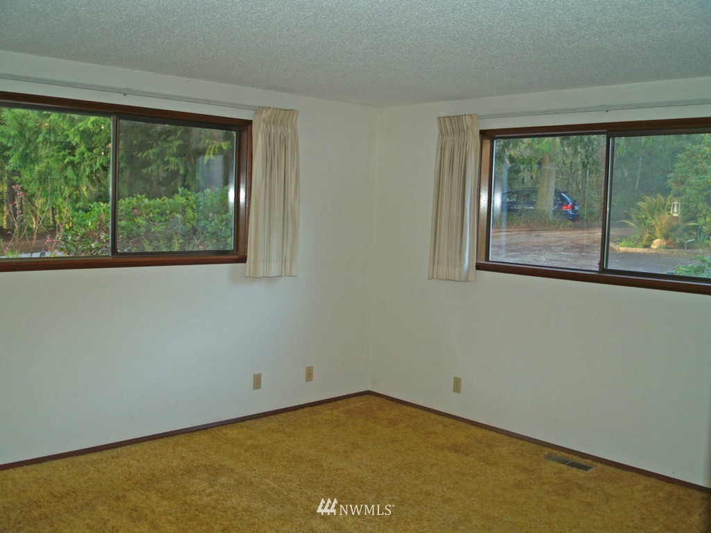 8510 Mill Bight Road Northeast Olympia, WA 98516 - Photo 8 of 16 Gallery Image 8