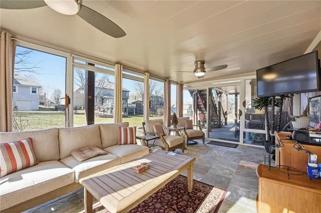 $515,000 | 5118 Pelican Point, Lee's Summit, MO 64082