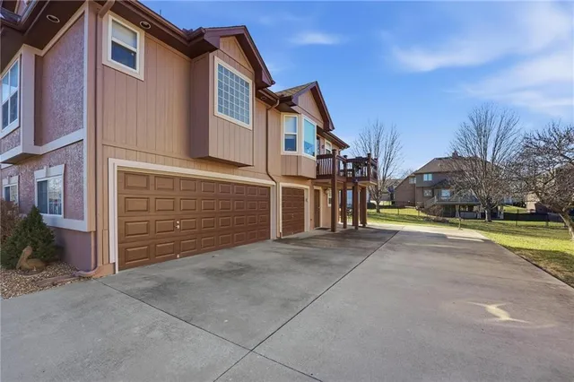 $515,000 | 5118 Pelican Point, Lee's Summit, MO 64082