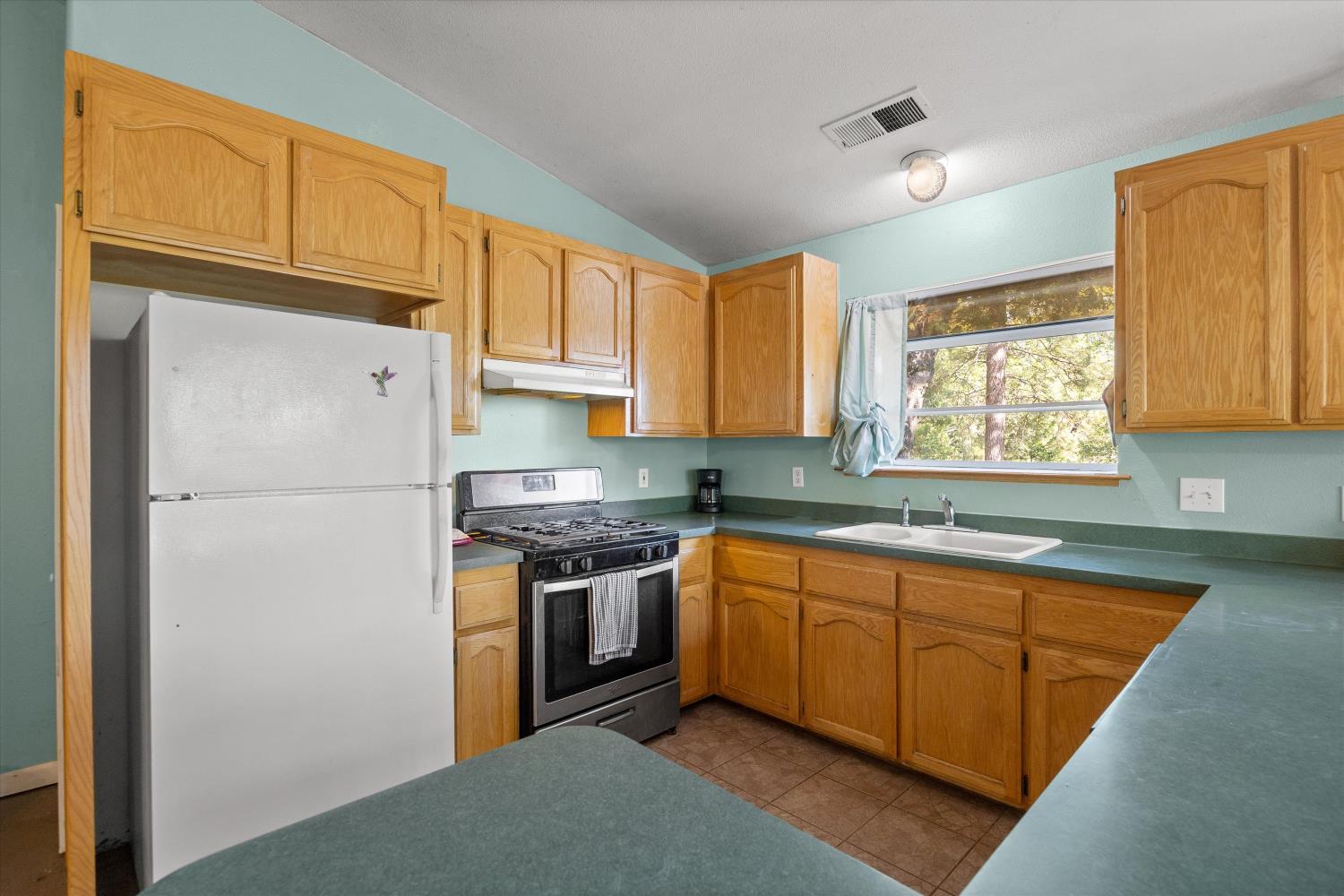 4930 Papya Road Forest Ranch, CA 95942 - Photo 10 of 28 Gallery Image 10