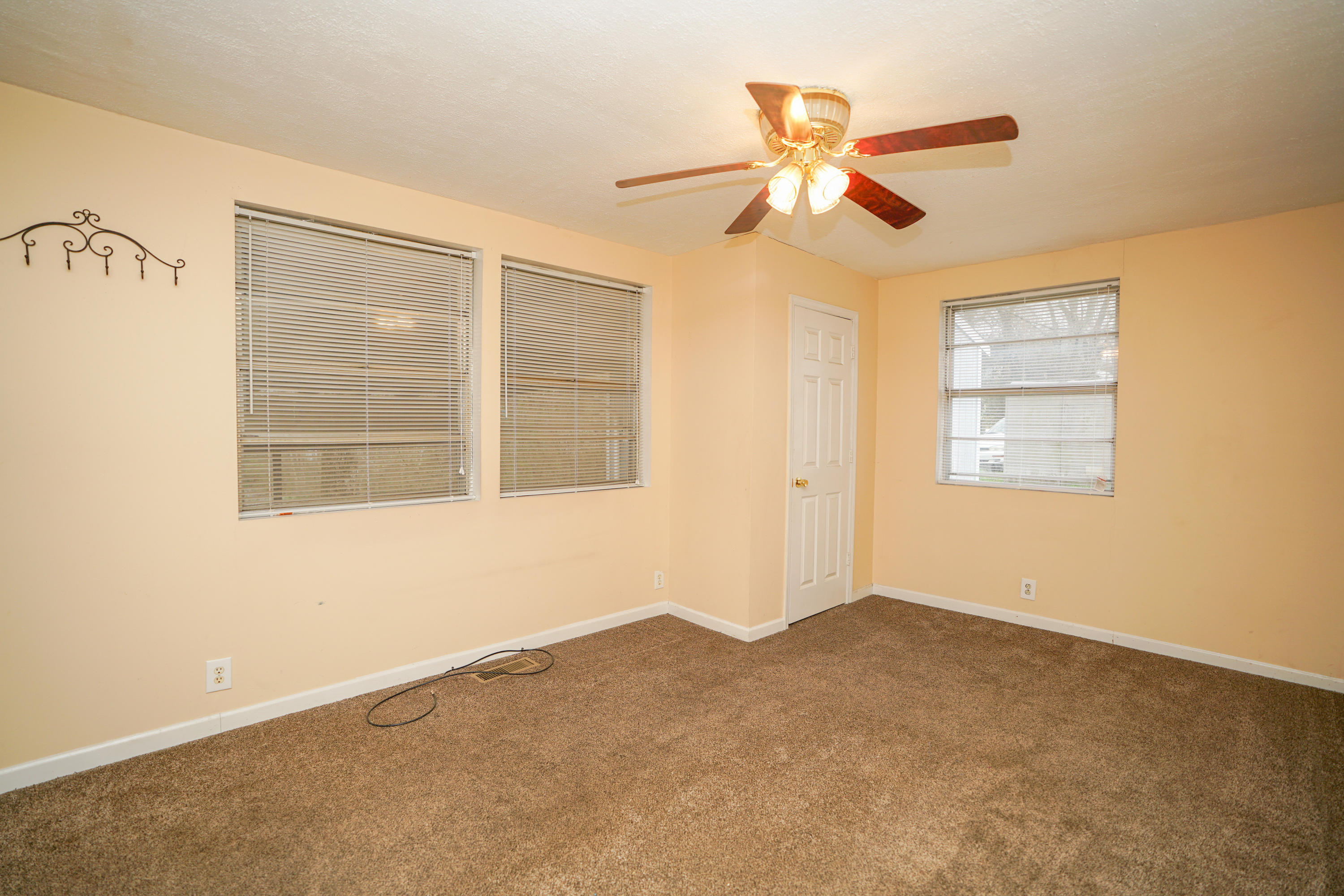 716 Schmitt Road Rossville, GA 30741 - Photo 10 of 43 IMG_2575