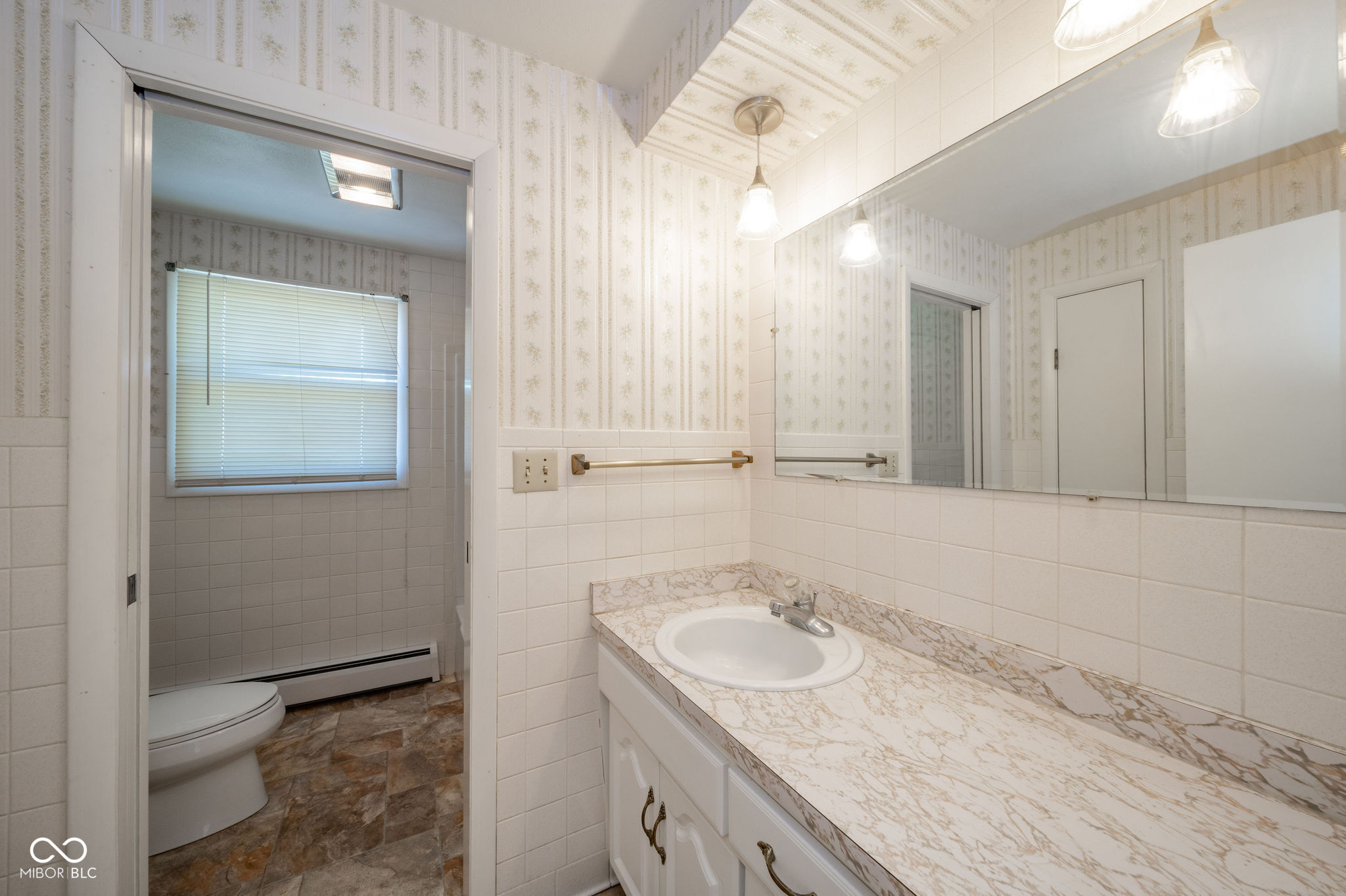 1016 Brunswick Way Anderson, IN 46012 - Photo 23 of 38