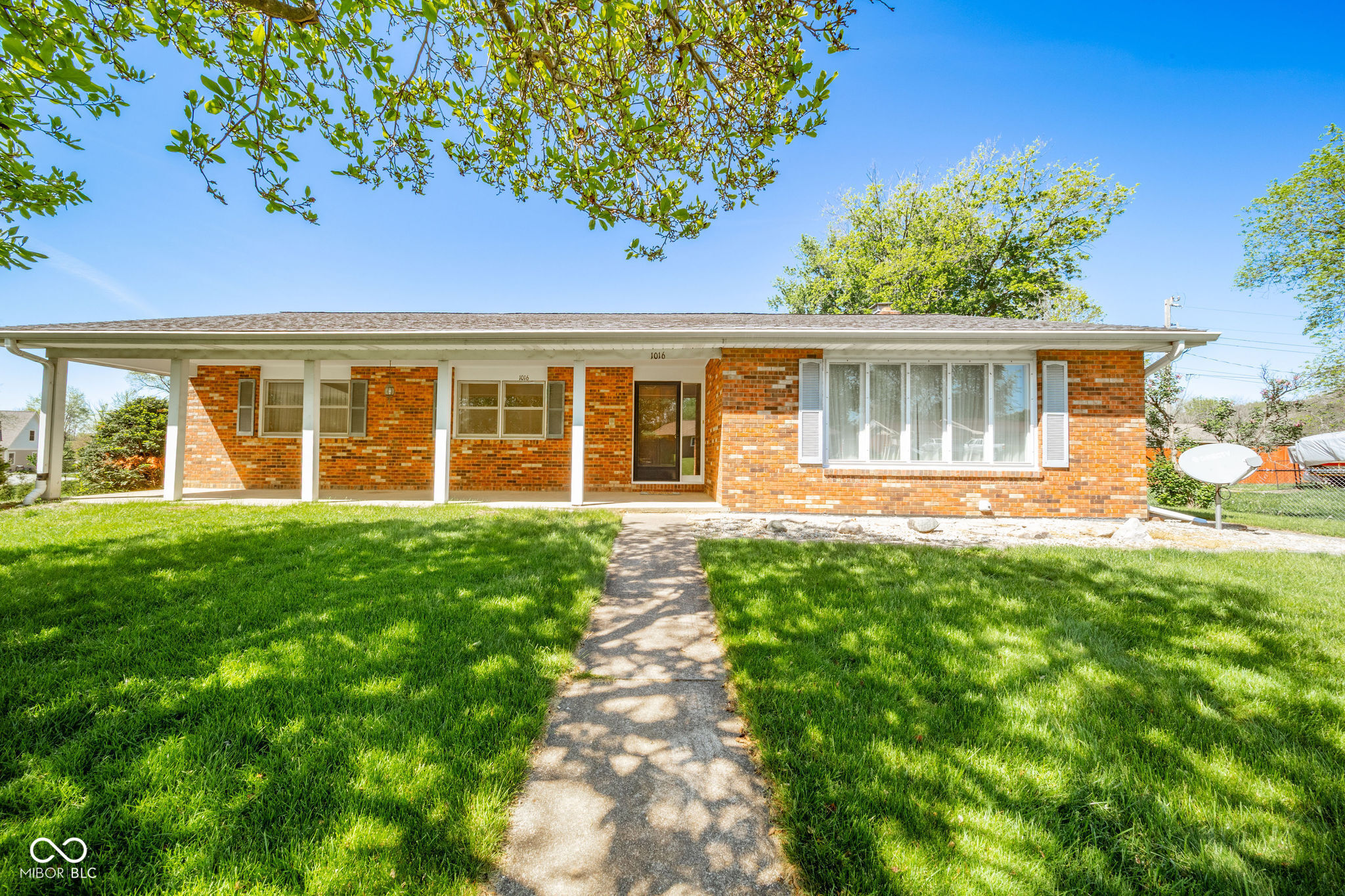 1016 Brunswick Way Anderson, IN 46012 - Photo 3 of 38