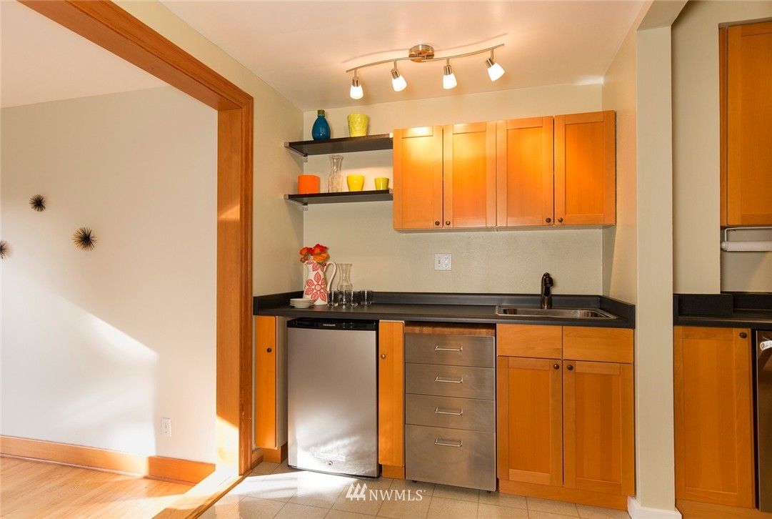 507 North 73rd Street Seattle, WA 98103 - Photo 13 of 25 Gallery Image 13