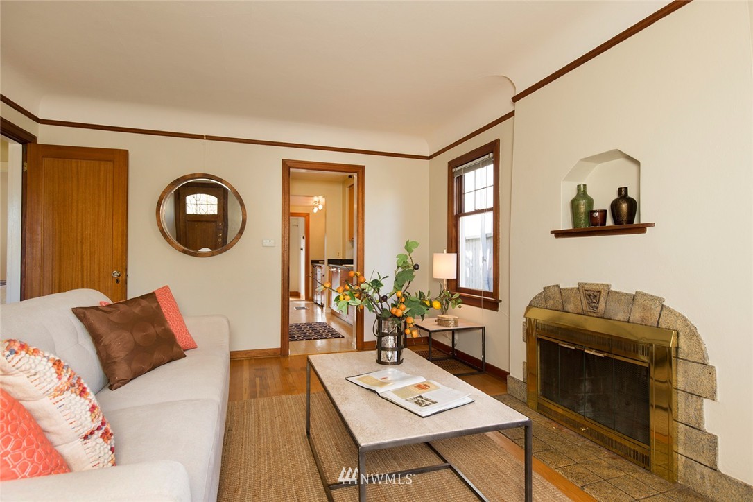 507 North 73rd Street Seattle, WA 98103 - Photo 5 of 25 Gallery Image 5