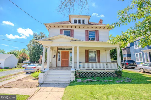 $300,000 | 204 Elizabeth Street, Salisbury, MD 21801
