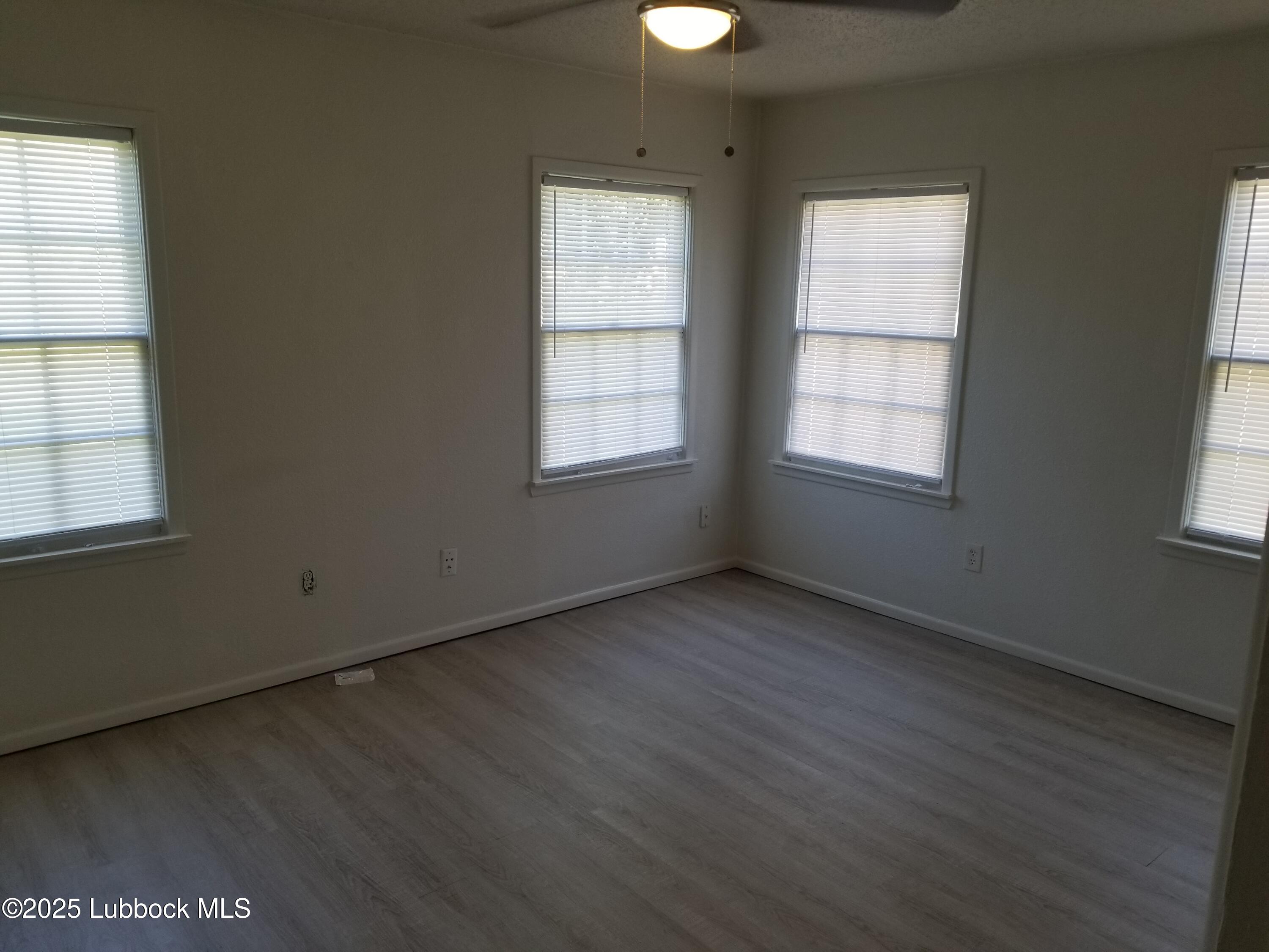 1912 45th Street Lubbock, TX 79412 - Photo 7 of 7 bed2