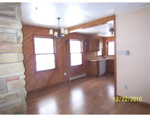 2732 Locust Road South Bend, IN 46614 - Photo 4 of 12 Gallery Image 4
