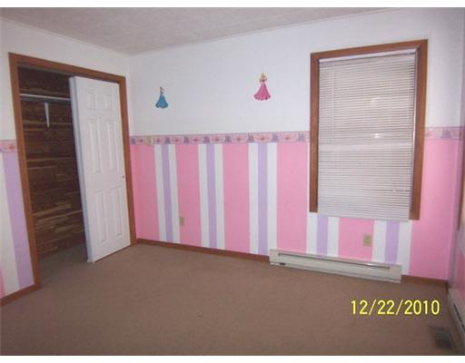 2732 Locust Road South Bend, IN 46614 - Photo 7 of 12 Gallery Image 7