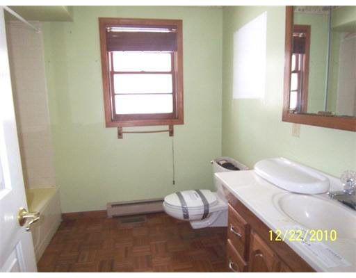 2732 Locust Road South Bend, IN 46614 - Photo 8 of 12 Gallery Image 8
