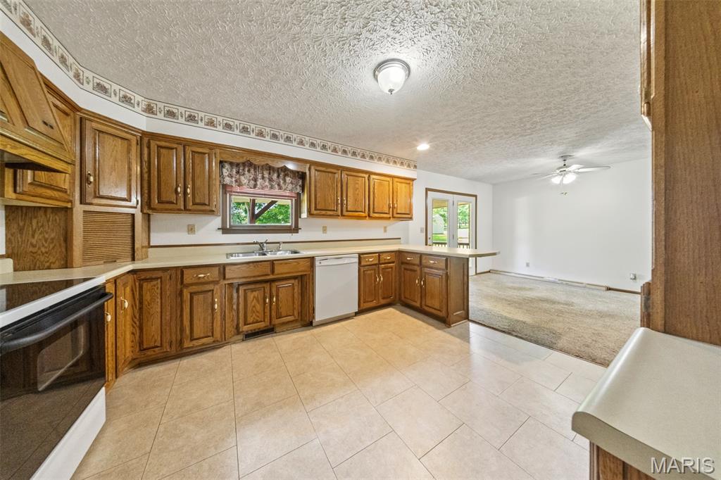 503 Spruce Street Dixon, MO 65459 - Photo 11 of 52