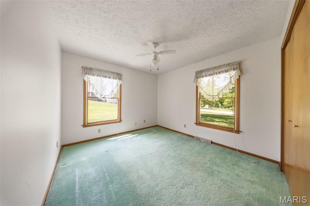 503 Spruce Street Dixon, MO 65459 - Photo 13 of 52