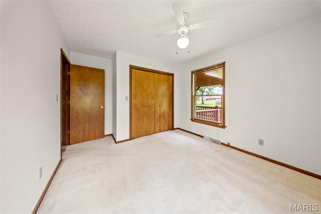 503 Spruce Street Dixon, MO 65459 - Photo 17 of 52