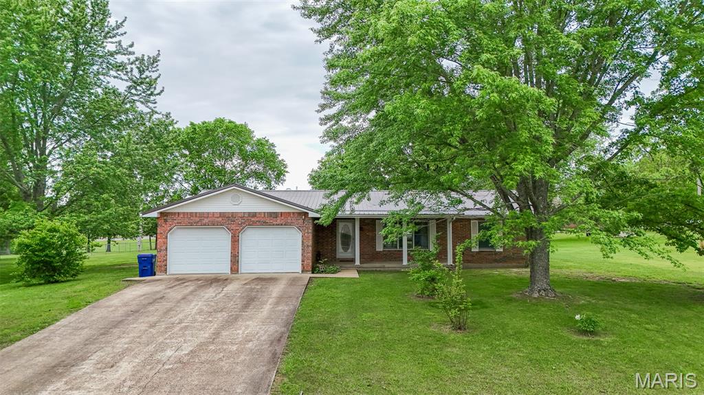 503 Spruce Street Dixon, MO 65459 - Photo 2 of 52
