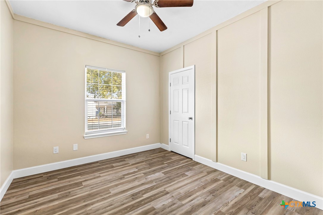 1628 Armstrong Street Luling, TX 78648 - Photo 15 of 22
