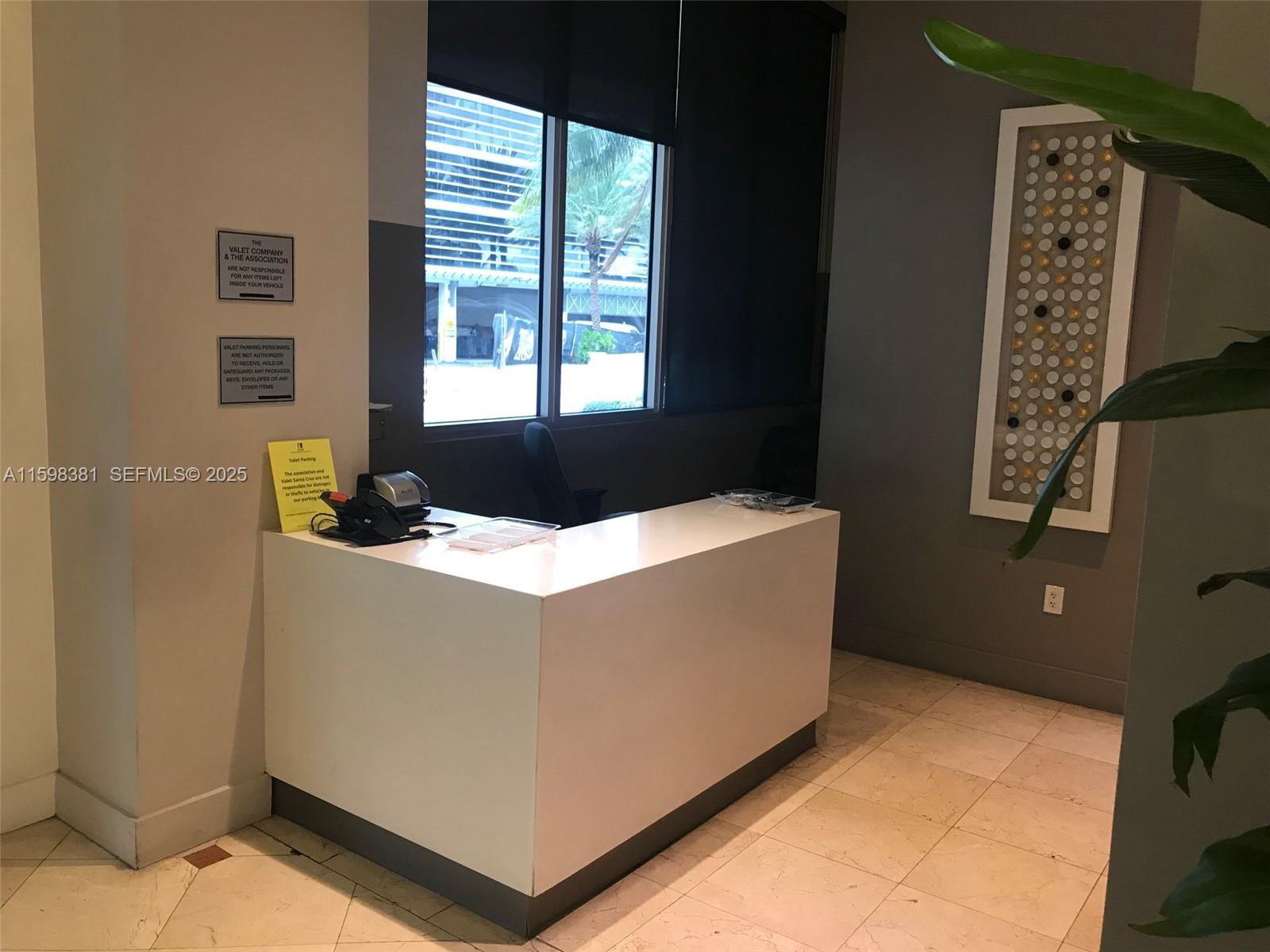 100 Lincoln Road, Unit 808 Miami Beach, FL 33139 - Photo 44 of 63 Valet Parking