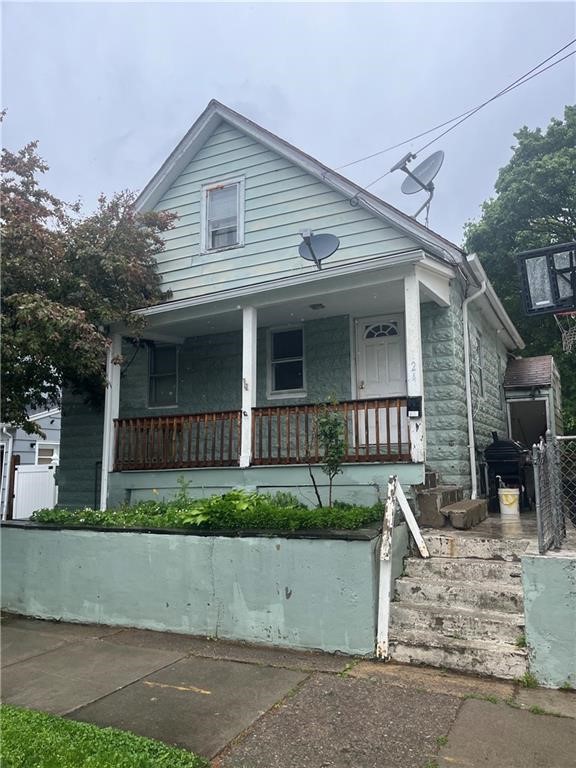 124 Gray Street Rochester, NY 14609 - Photo 2 of 17