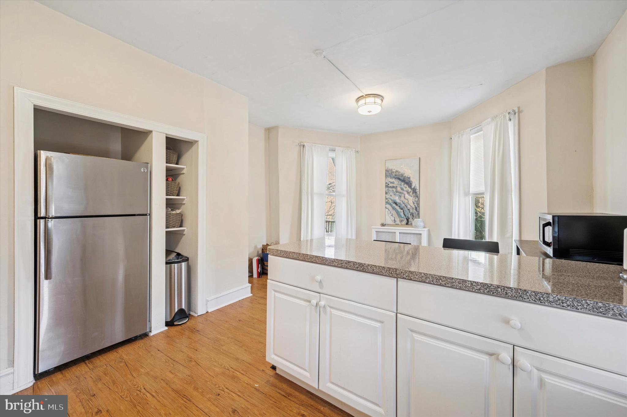 118 Walnut Avenue, Unit 2 Ardmore, PA 19003 - Photo 4 of 8