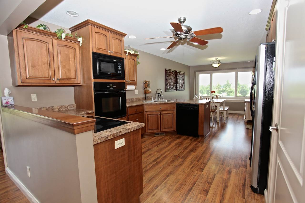 5131 State Rte 101 Butler, IN 46721 - Photo 11 of 35