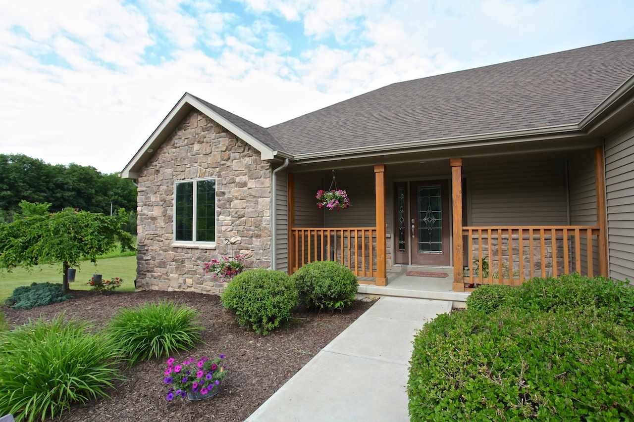 5131 State Rte 101 Butler, IN 46721 - Photo 4 of 35
