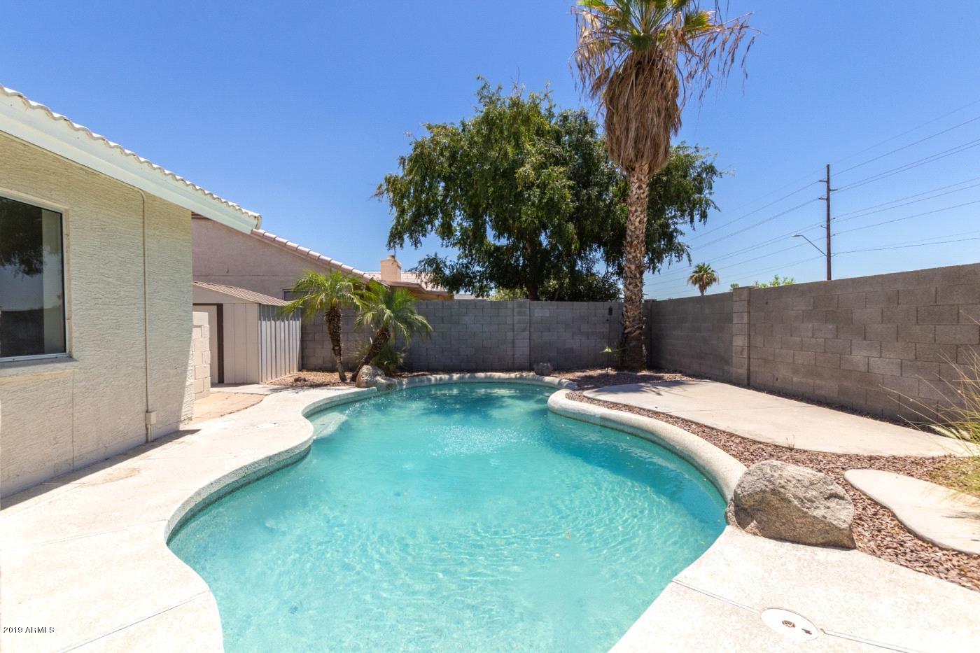 8757 West Wethersfield Road Peoria, AZ 85381 - Photo 16 of 18 16. p.Pool