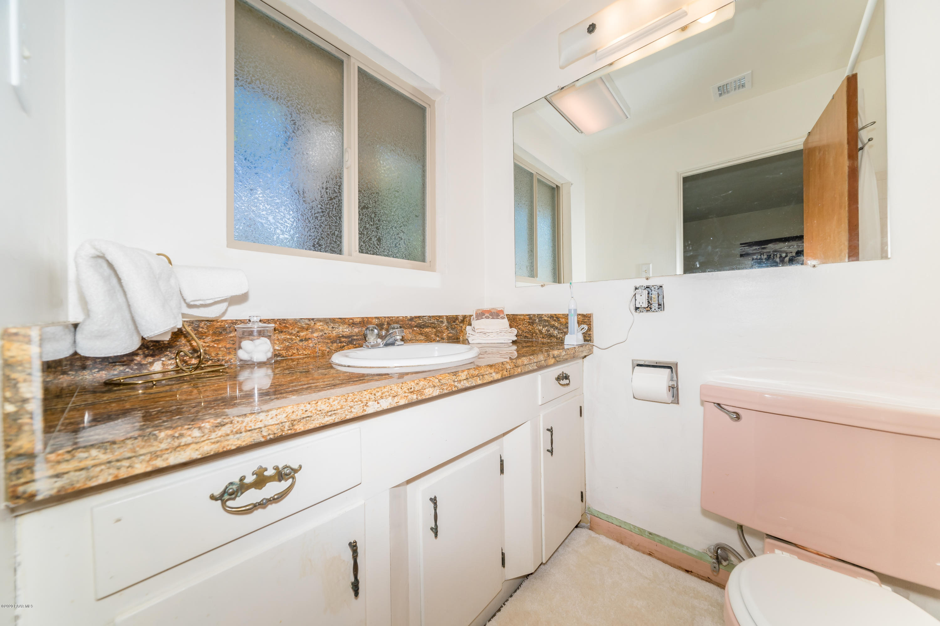 1301 Paradise Valley Road Prescott, AZ 86303 - Photo 15 of 27 017_Master Bathroom