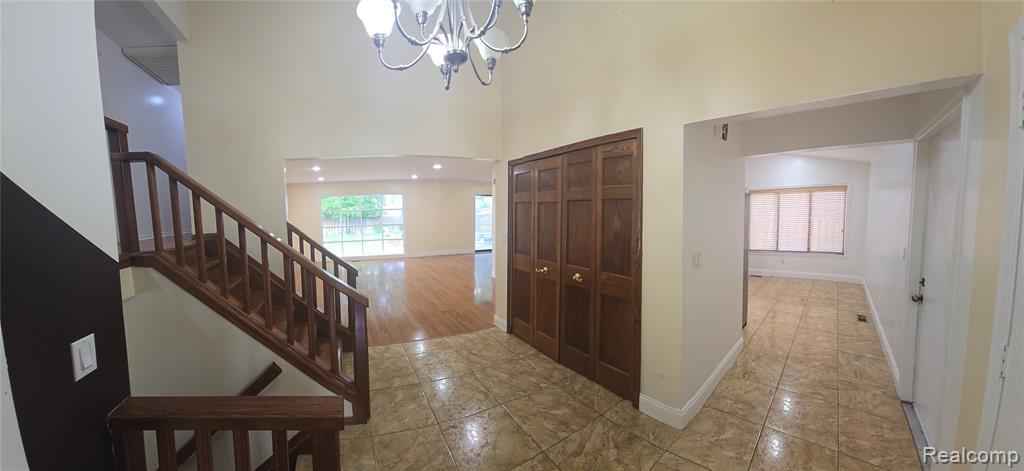 36730 Engleside Drive Sterling Heights, MI 48310 - Photo 5 of 16
