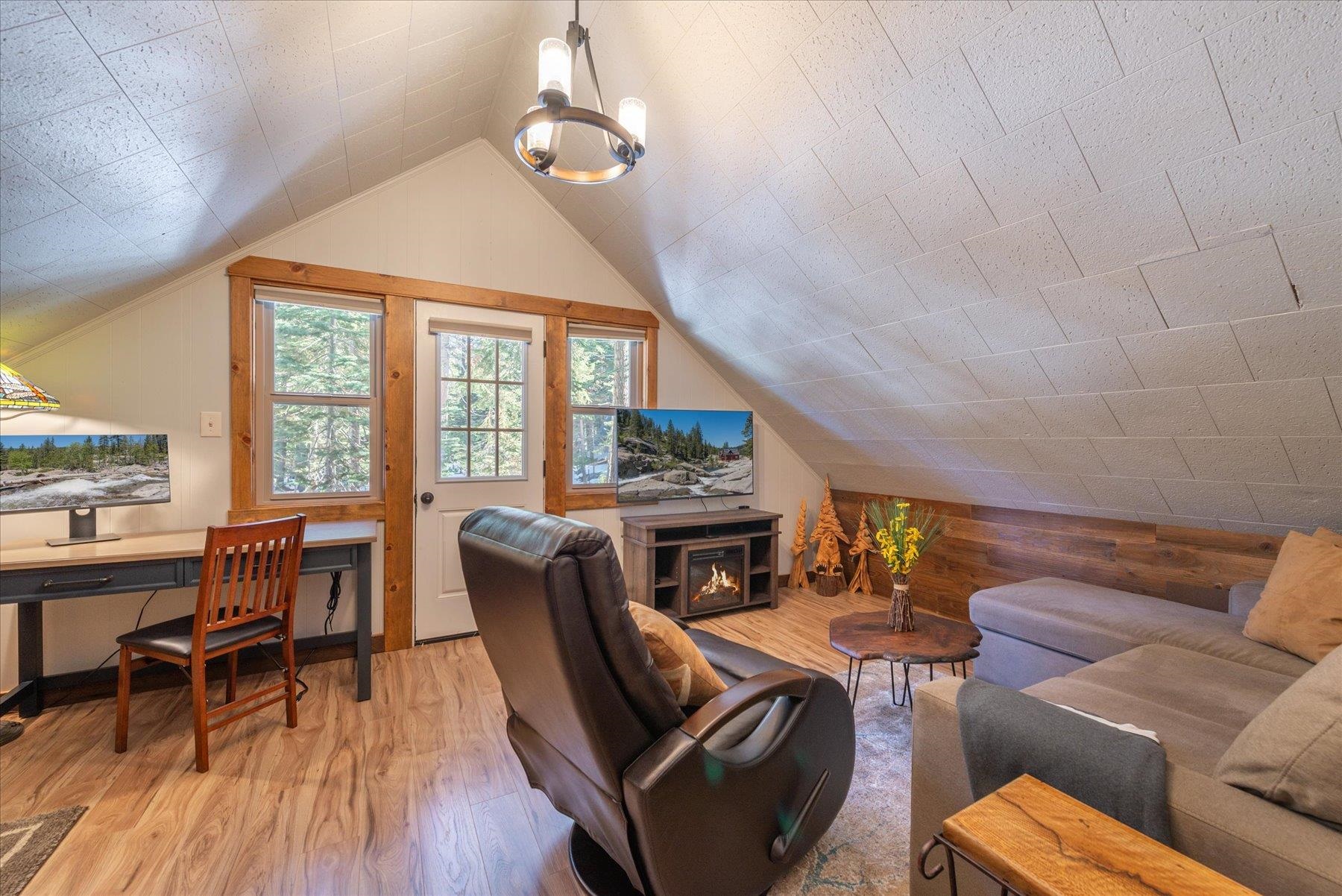 5225 Palisade Road Soda Springs, CA 95728 - Photo 15 of 26