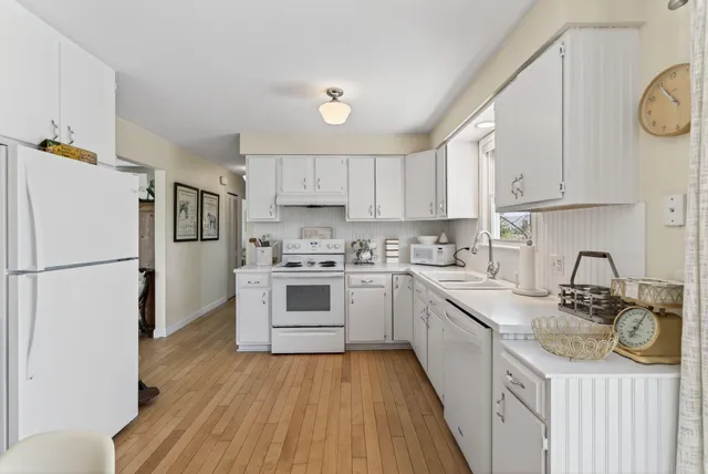 $399,000 | 4 Barque Road, Bath, ME 04530