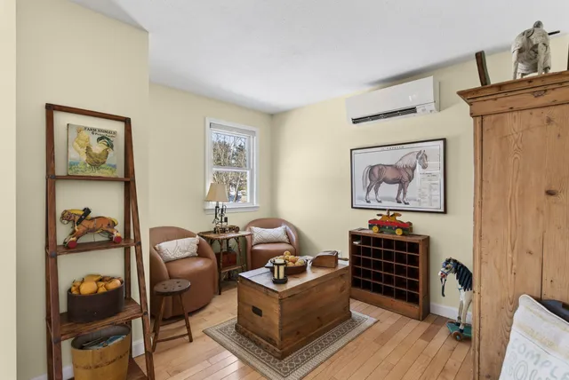 $399,000 | 4 Barque Road, Bath, ME 04530