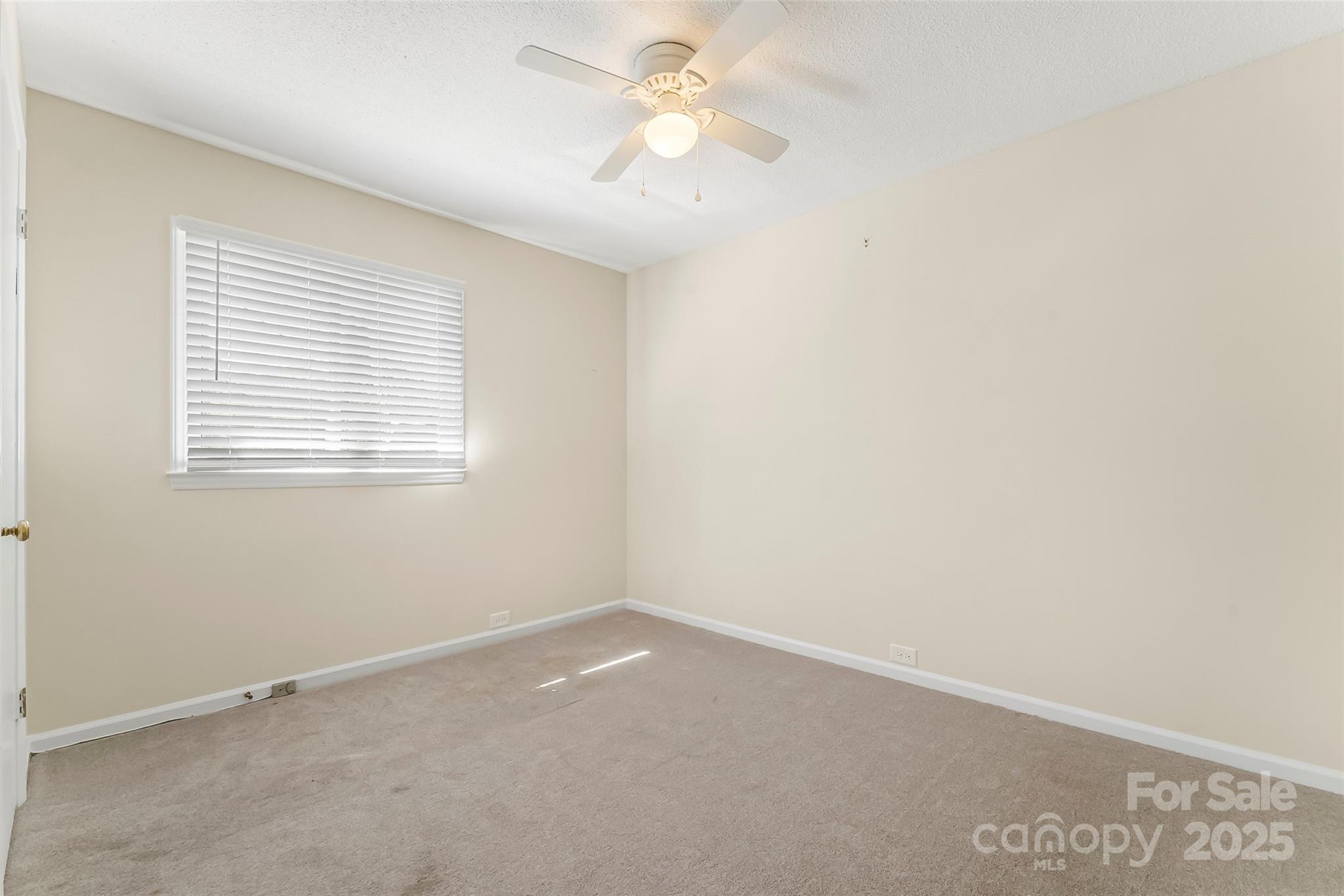 212 Riverside Drive Morganton, NC 28655 - Photo 20 of 47