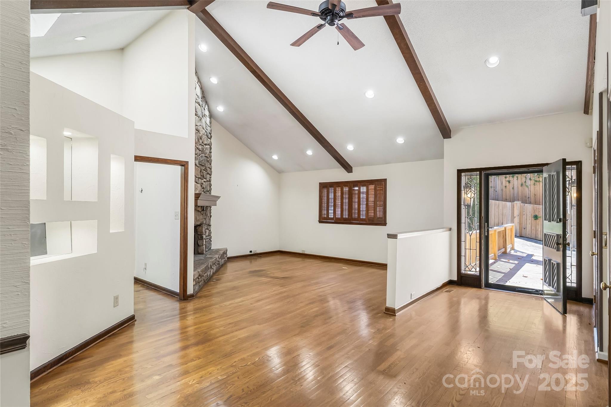 212 Riverside Drive Morganton, NC 28655 - Photo 6 of 47