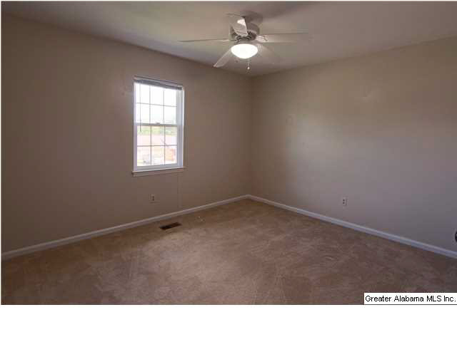 136 Bluegrass Drive Alabaster, AL 35007 - Photo 16 of 21