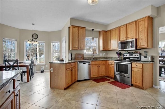 5340 Rockingham Drive Williamsburg, VA 23188 - Photo 11 of 49 Gallery Image 11