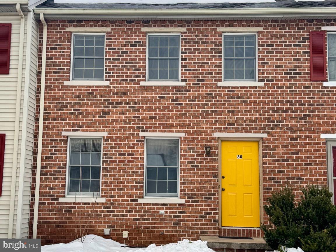 36 Cranfield Court Elizabethtown, PA 17022 - Photo 1 of 3