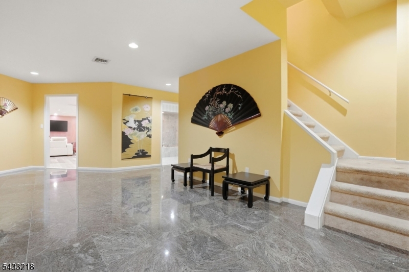 1 Timber Rock Court Cedar Grove, NJ 07009 - Photo 22 of 40