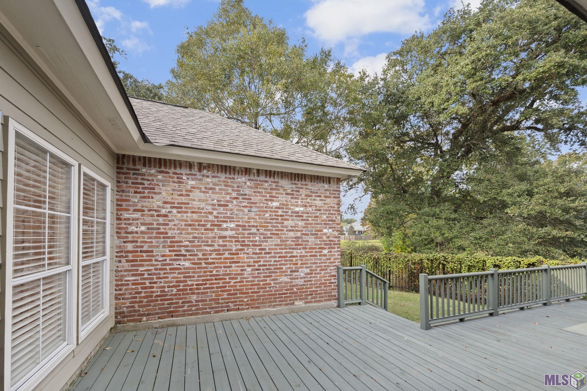 17928 Pecan Shadows Drive St. George, LA 70810 - Photo 23 of 26