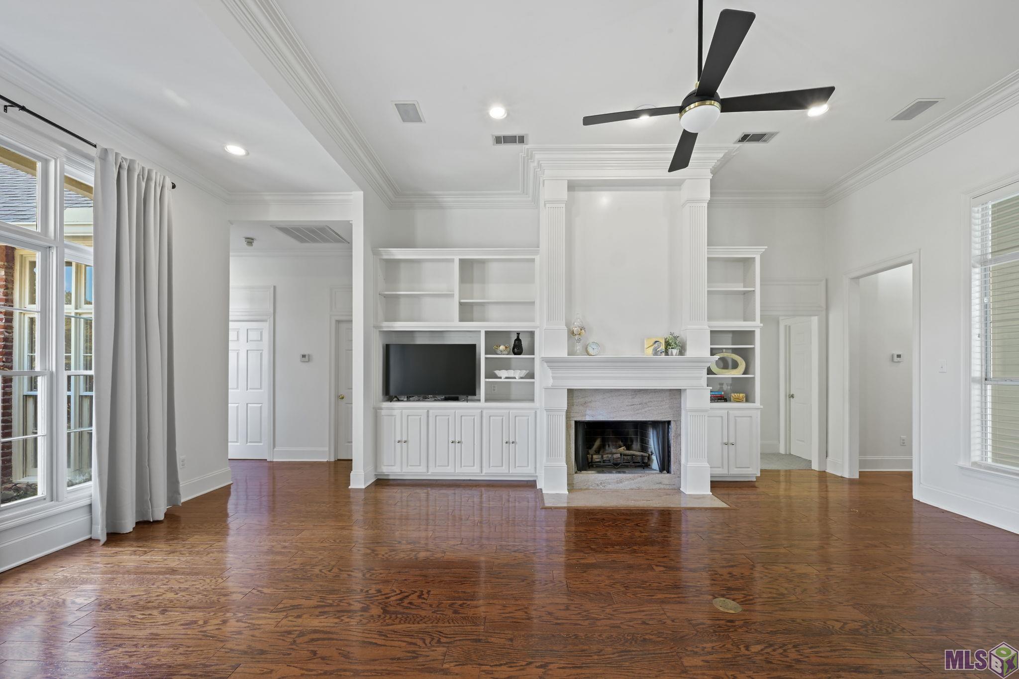 17928 Pecan Shadows Drive St. George, LA 70810 - Photo 4 of 26