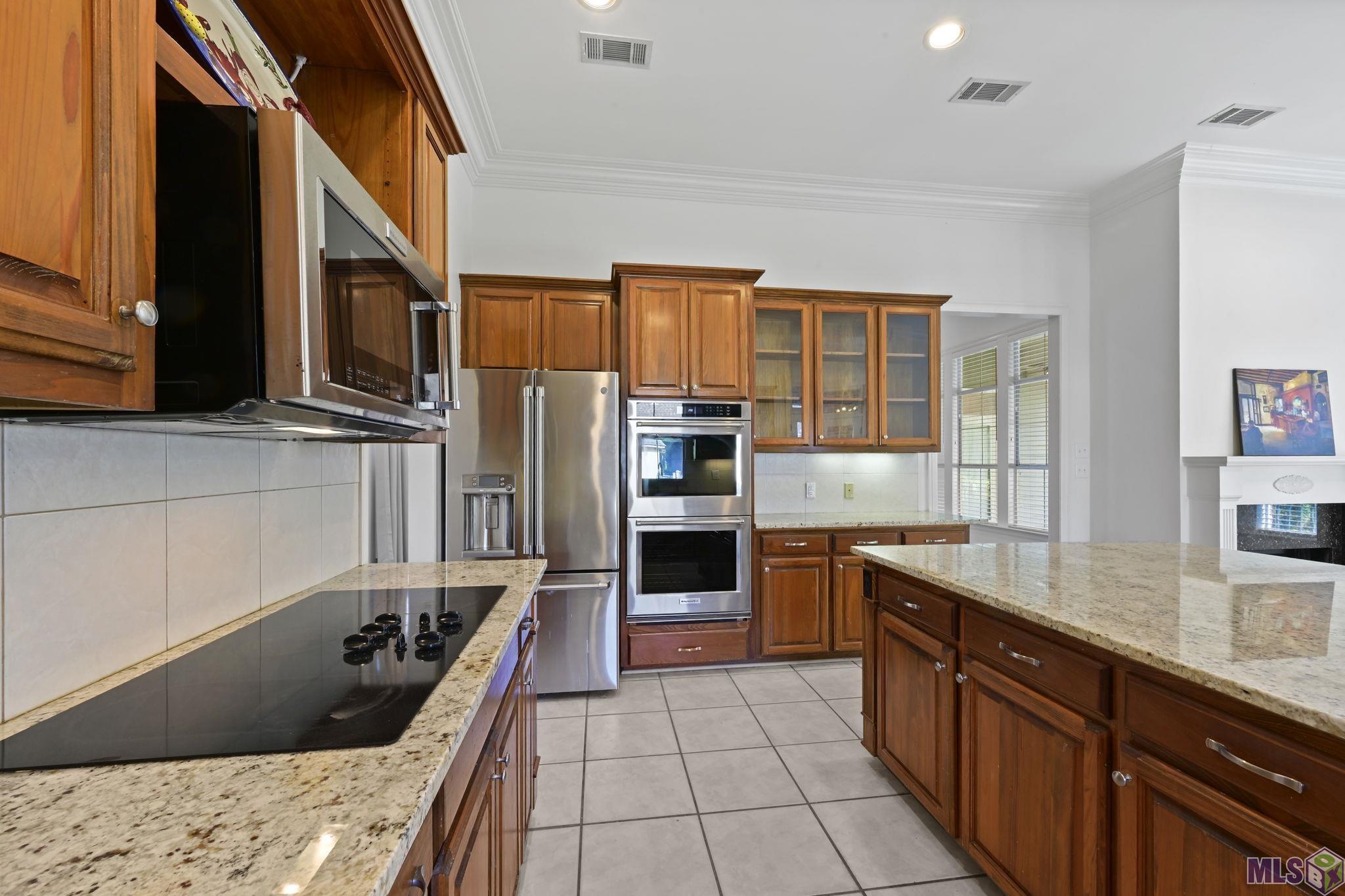 17928 Pecan Shadows Drive St. George, LA 70810 - Photo 8 of 26