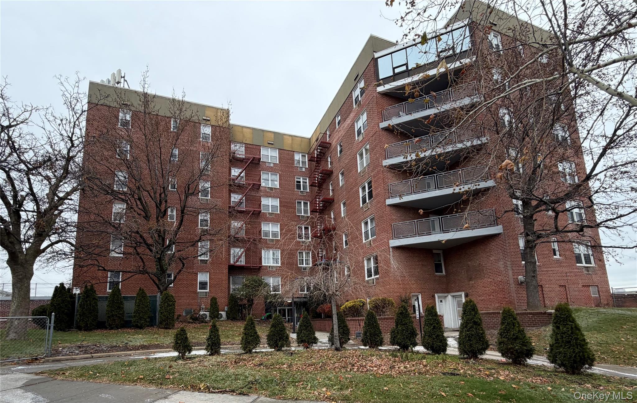 151-05 Cross Island Parkway, Unit 3E Queens, NY 11357 - Photo 26 of 29 a view of a building with a street
