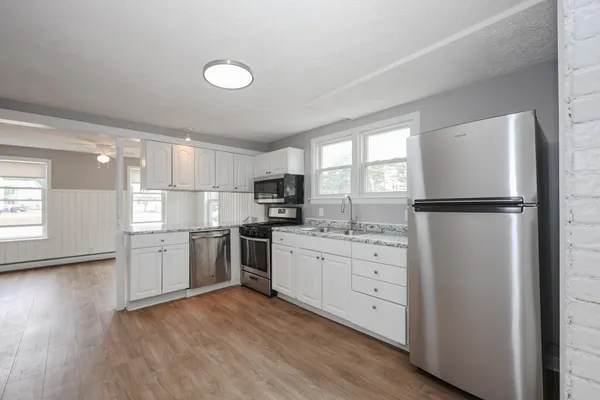 $3,200 | 2 Gamache Road, Derry, NH 03038