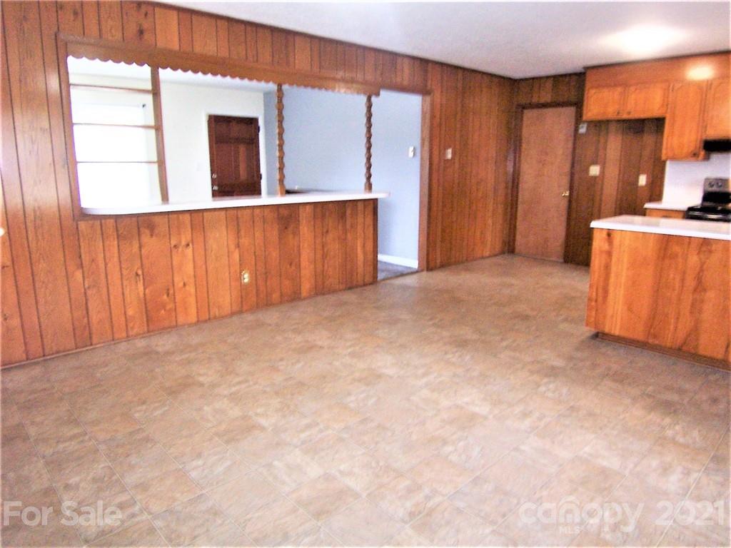5312 Spring Lane Shelby, NC 28152 - Photo 11 of 25 Gallery Image 11