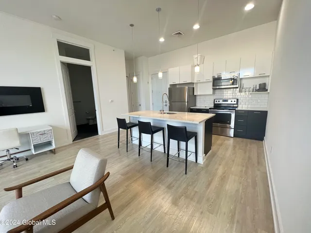 $2,218 | 25 Whistler Court, Unit 504, Saratoga Springs, NY 12866