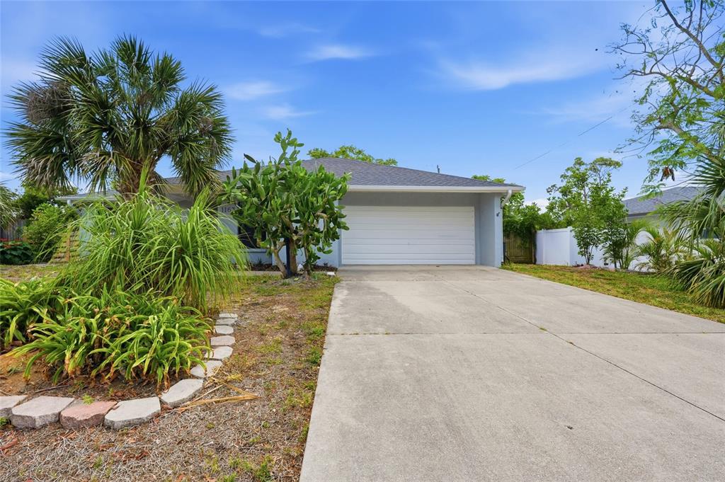 1163 Ringtail Road Venice, FL 34293 - Photo 2 of 48