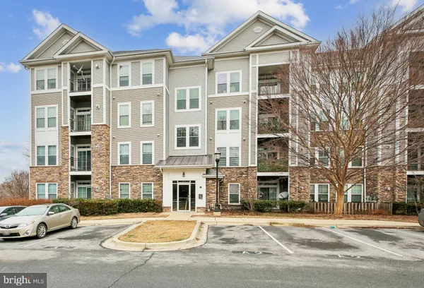 $239,995 | 1321 Karen Boulevard, Unit 301, Capitol Heights, MD 20743