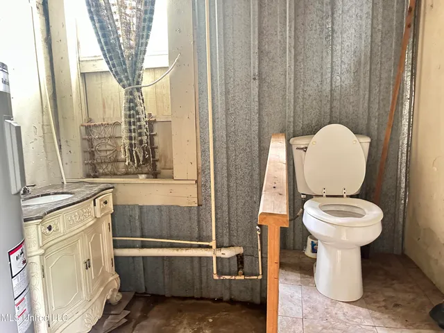 $35,900 | 104 Railroad Lane, Pinola, MS 39149